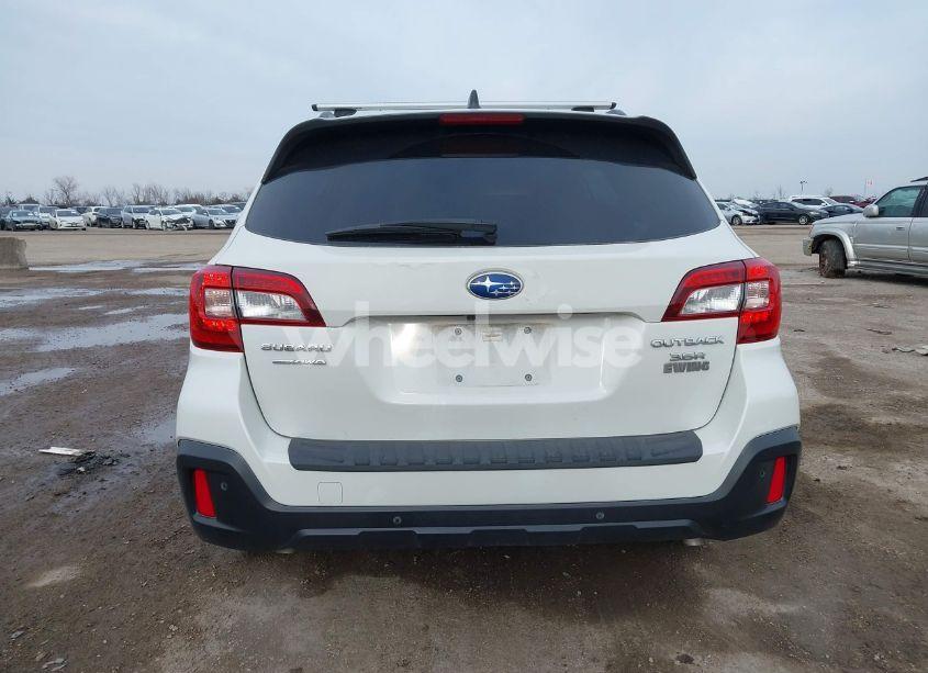 Photo 17 of 2019 Subaru Outback 3.6R TOURING (VIN 4S4BSETC7K3348901)