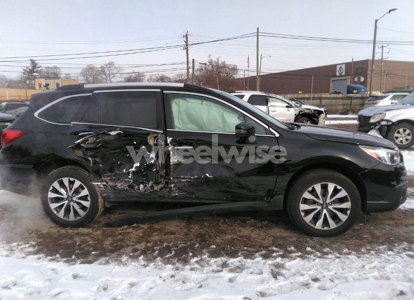 Photo 13 of 2017 Subaru Outback 3.6R TOURING (VIN 4S4BSETC9H3329789)