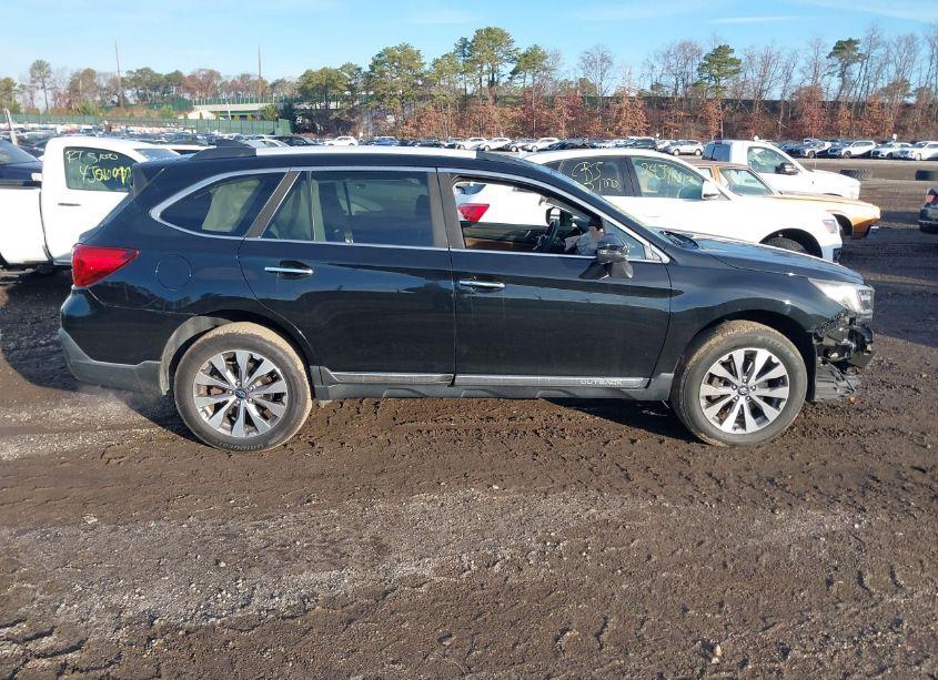 Photo 13 of 2018 Subaru Outback 3.6R TOURING (VIN 4S4BSETC9J3337199)