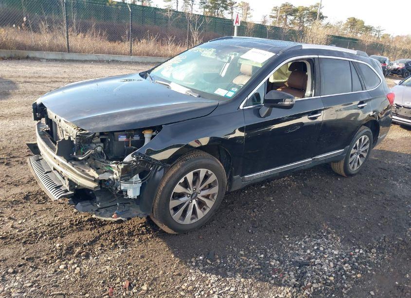 Photo 2 of 2018 Subaru Outback 3.6R TOURING (VIN 4S4BSETC9J3337199)
