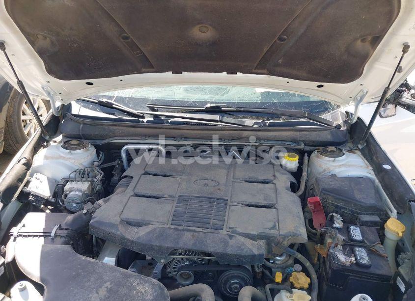 Photo 10 of 2019 Subaru Outback 3.6R TOURING (VIN 4S4BSETC9K3302020)