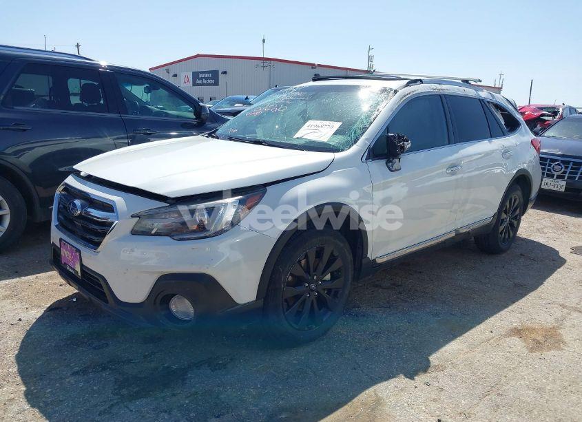 Photo 2 of 2019 Subaru Outback 3.6R TOURING (VIN 4S4BSETC9K3302020)