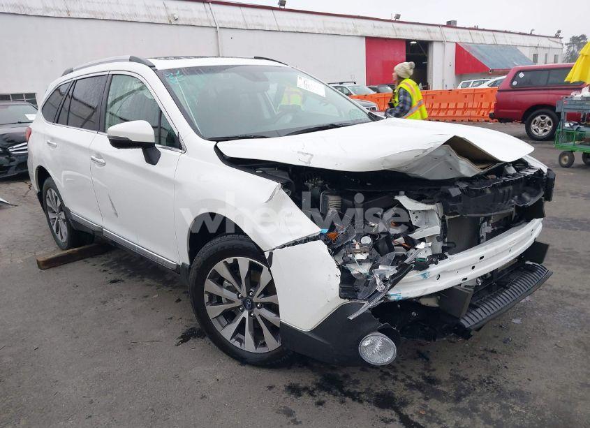 2019 Subaru Outback 3.6R TOURING (VIN 4S4BSETC9K3304530) main photo