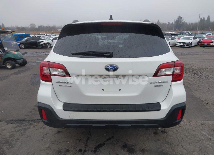 Photo 17 of 2019 Subaru Outback 3.6R TOURING (VIN 4S4BSETC9K3304530)