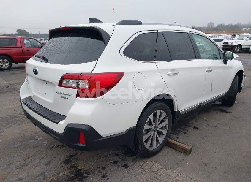 Photo 4 of 2019 Subaru Outback 3.6R TOURING (VIN 4S4BSETC9K3304530)