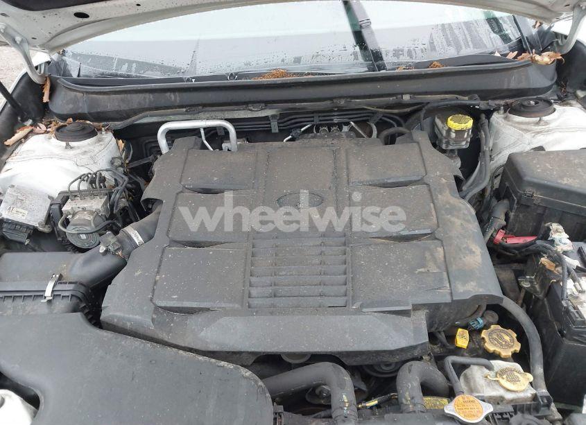 Photo 10 of 2018 Subaru Outback 3.6R TOURING (VIN 4S4BSETCXJ3209828)