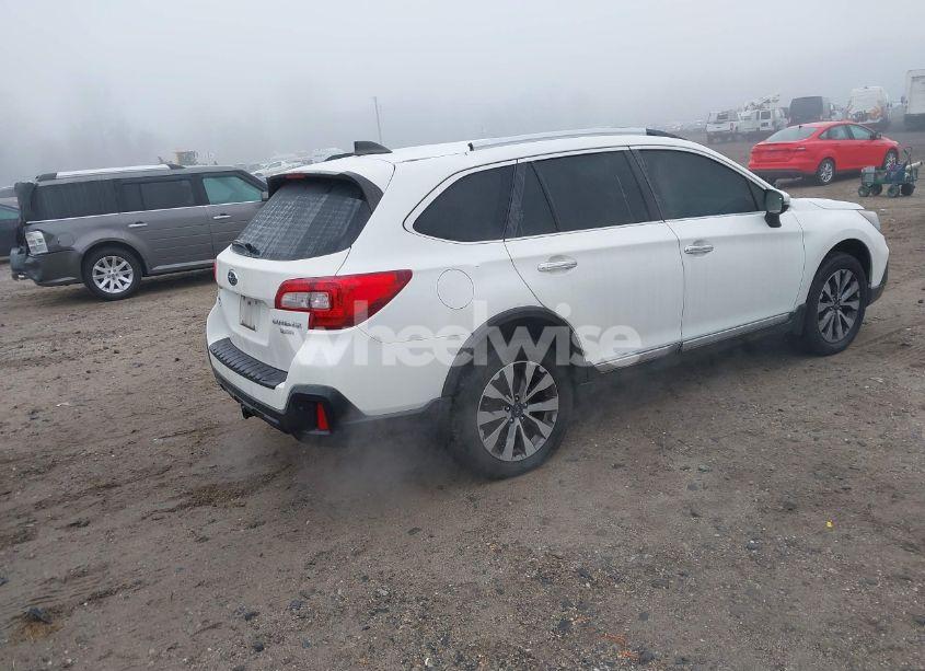 Photo 4 of 2018 Subaru Outback 3.6R TOURING (VIN 4S4BSETCXJ3209828)