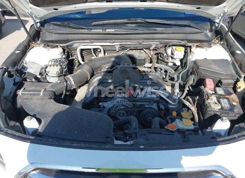 Photo 10 of 2018 Subaru Outback 3.6R TOURING (VIN 4S4BSETCXJ3231151)