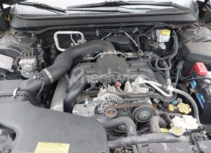 Photo 10 of 2018 Subaru Outback 3.6R TOURING (VIN 4S4BSETCXJ3232171)