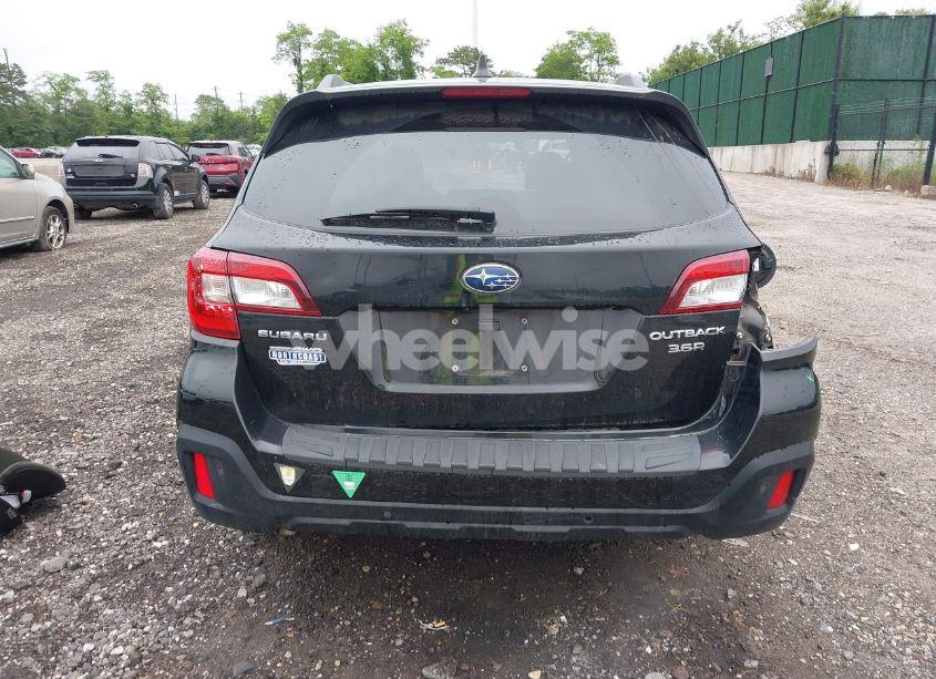 Photo 16 of 2018 Subaru Outback 3.6R TOURING (VIN 4S4BSETCXJ3232171)