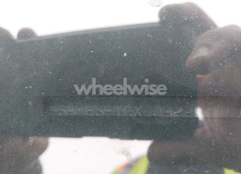 Photo 18 of 2018 Subaru Outback 3.6R TOURING (VIN 4S4BSETCXJ3232171)