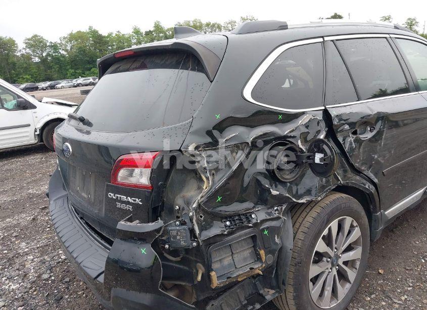 Photo 6 of 2018 Subaru Outback 3.6R TOURING (VIN 4S4BSETCXJ3232171)