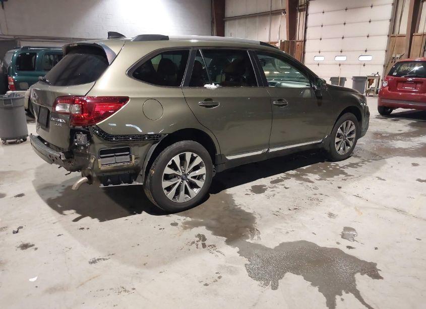 Photo 4 of 2018 Subaru Outback 3.6R TOURING (VIN 4S4BSETCXJ3300534)