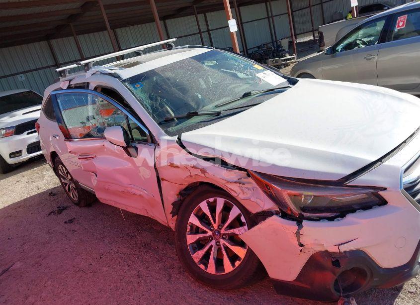 Photo 6 of 2019 Subaru Outback 3.6R TOURING (VIN 4S4BSETCXK3242989)