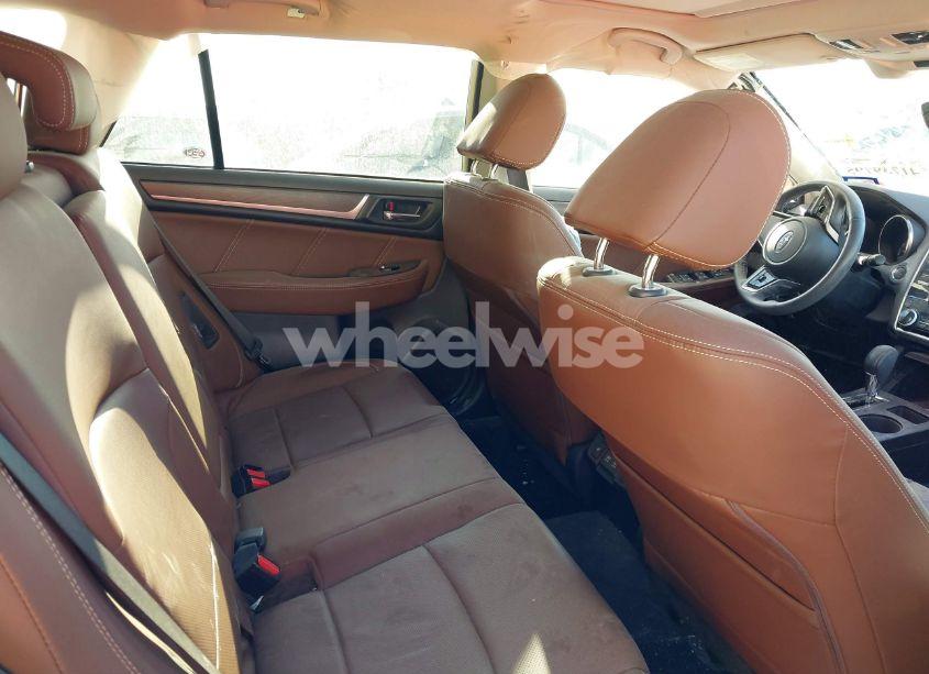 Photo 8 of 2019 Subaru Outback 3.6R TOURING (VIN 4S4BSETCXK3242989)