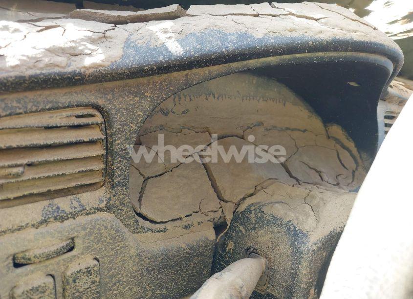 Photo 7 of 2005 Subaru Baja SPORT (VIN 4S4BT62C557104150)