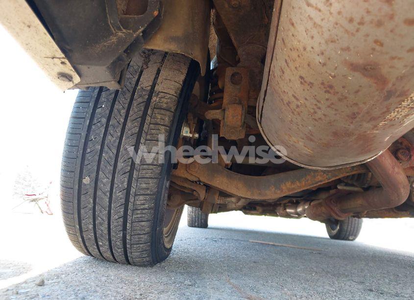 Photo 13 of 2005 Subaru Baja SPORT (VIN 4S4BT62C757108121)