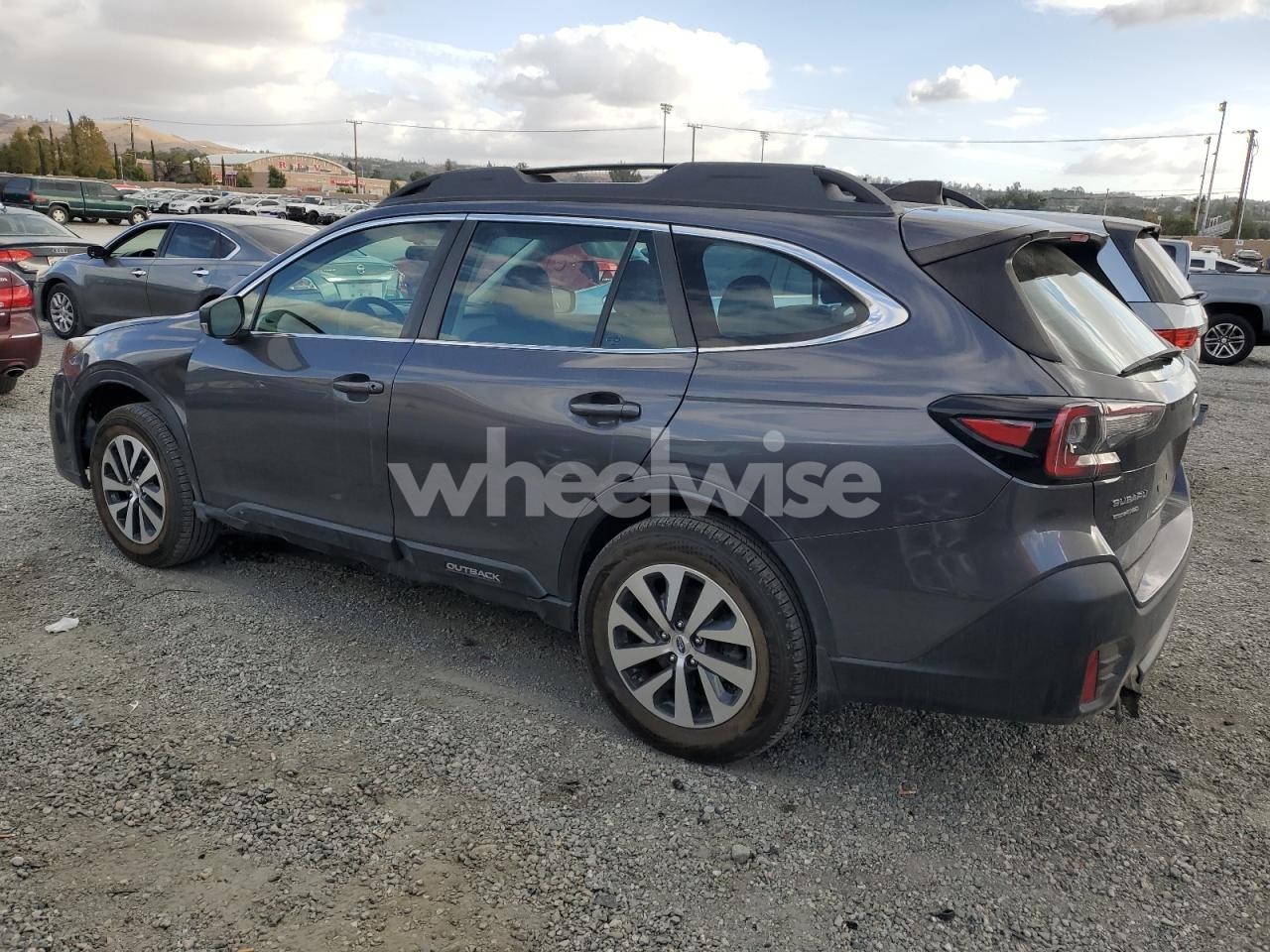 Photo 2 of 2022 SUBARU OUTBACK (VIN 4S4BTAAC0N3251780)