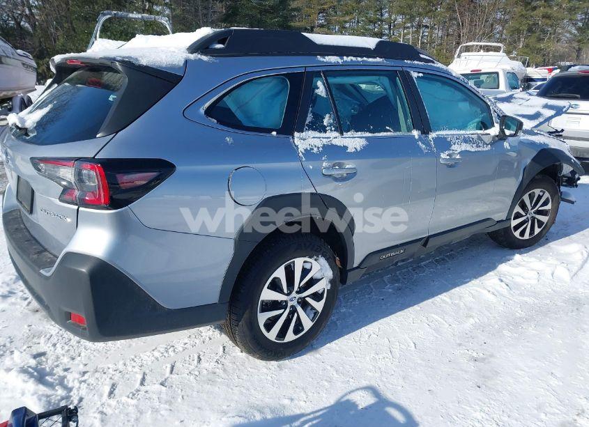 Photo 4 of 2024 Subaru Outback (VIN 4S4BTAAC1R3290268)