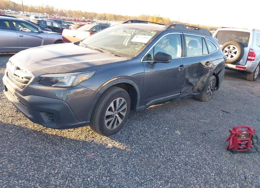 Photo 2 of 2020 Subaru Outback (VIN 4S4BTAAC6L3123279)