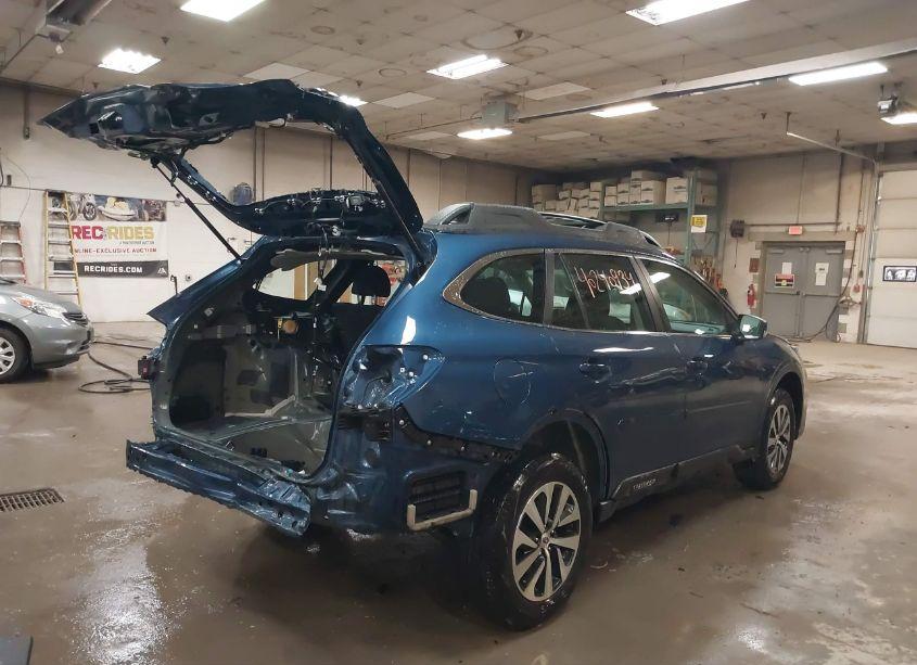 Photo 4 of 2022 Subaru Outback (VIN 4S4BTAAC8N3262963)