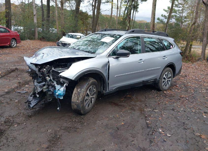 Photo 2 of 2022 Subaru Outback (VIN 4S4BTAACXN3274497)