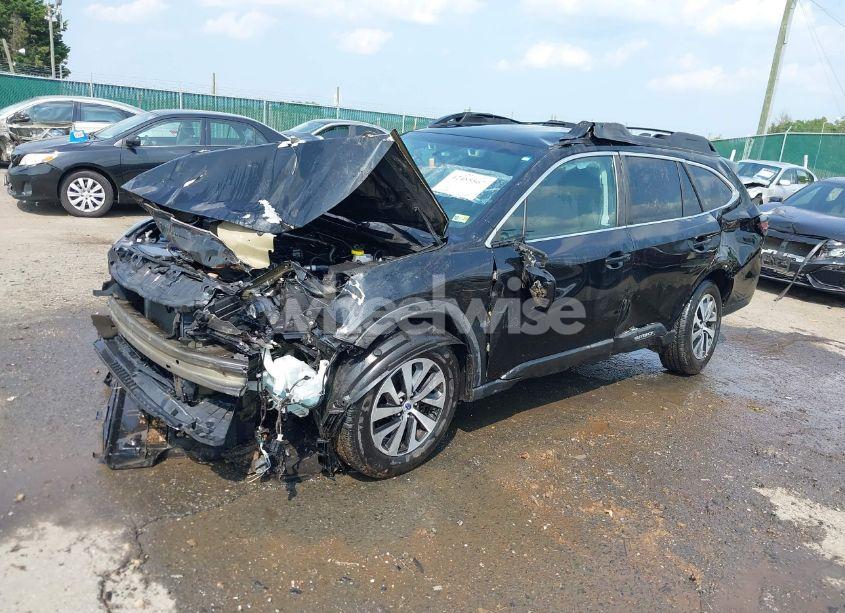 Photo 2 of 2020 Subaru Outback PREMIUM (VIN 4S4BTACC0L3165069)