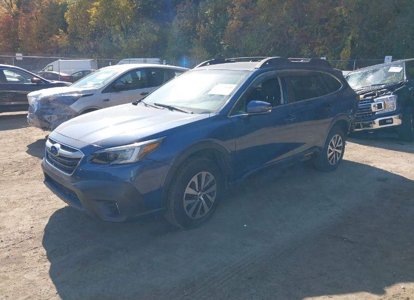 Photo 2 of 2020 Subaru Outback PREMIUM (VIN 4S4BTACC0L3217347)