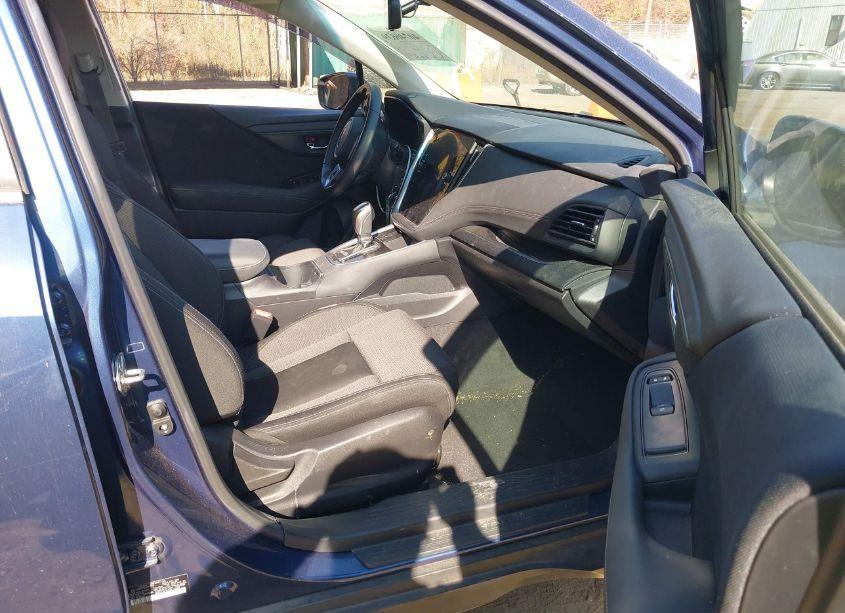 Photo 5 of 2020 Subaru Outback PREMIUM (VIN 4S4BTACC0L3217347)