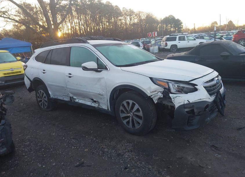 2020 Subaru Outback PREMIUM (VIN 4S4BTACC0L3234133) main photo