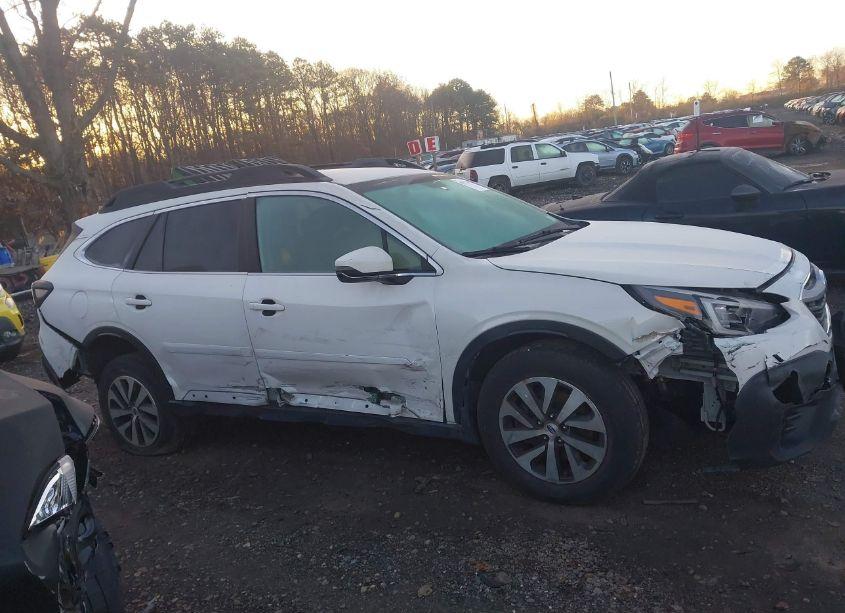 Photo 13 of 2020 Subaru Outback PREMIUM (VIN 4S4BTACC0L3234133)