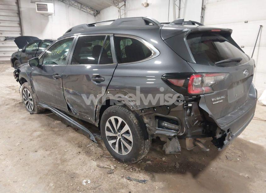 Photo 3 of 2024 Subaru Outback PREMIUM (VIN 4S4BTACC1R3268476)