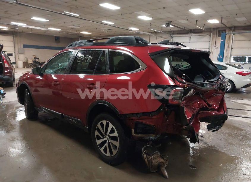 Photo 3 of 2020 Subaru Outback PREMIUM (VIN 4S4BTACC2L3220668)