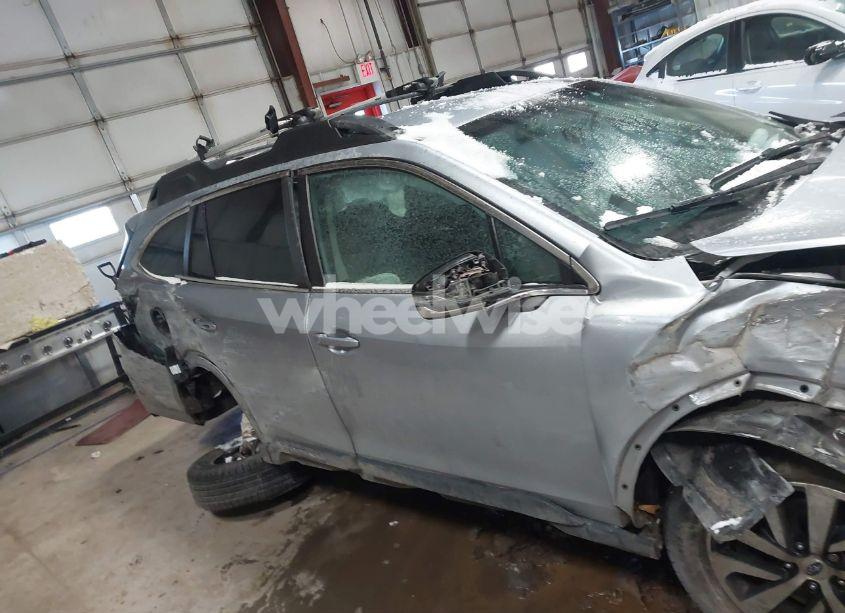 Photo 13 of 2020 Subaru Outback PREMIUM (VIN 4S4BTACC2L3260751)