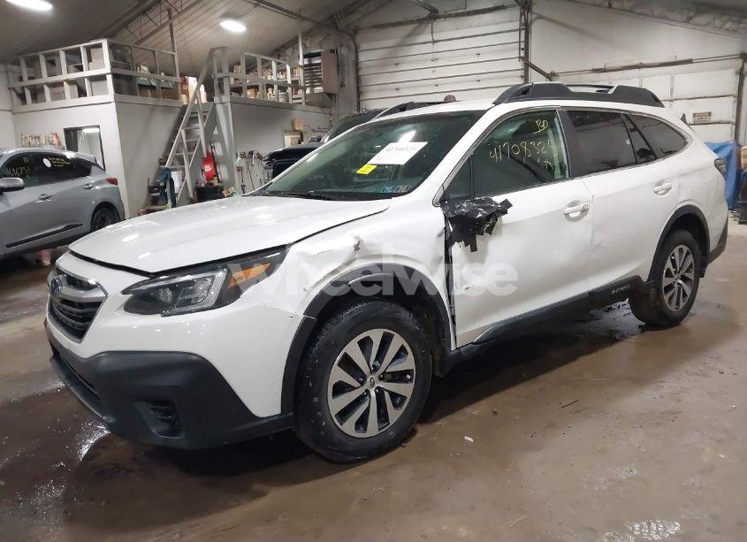 Photo 2 of 2022 Subaru Outback PREMIUM (VIN 4S4BTACC2N3148888)
