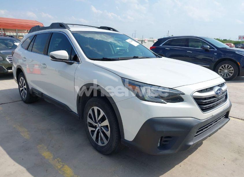 2020 Subaru Outback PREMIUM (VIN 4S4BTACC4L3245667) main photo