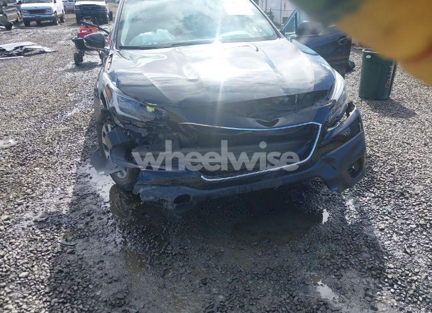 Photo 6 of 2020 Subaru Outback PREMIUM (VIN 4S4BTACC4L3266471)