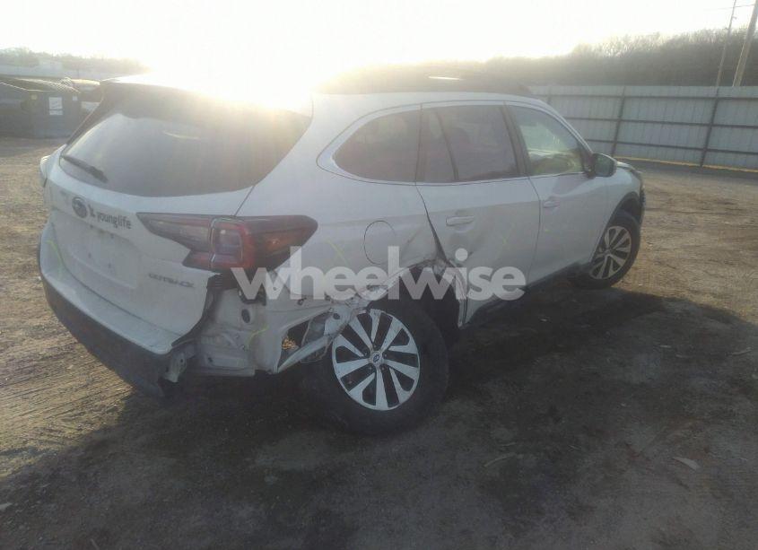 Photo 4 of 2021 Subaru Outback PREMIUM (VIN 4S4BTACC5M3198280)