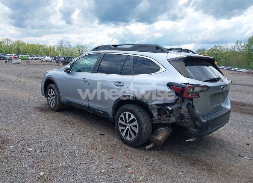 Photo 3 of 2020 Subaru Outback PREMIUM (VIN 4S4BTACC6L3127894)