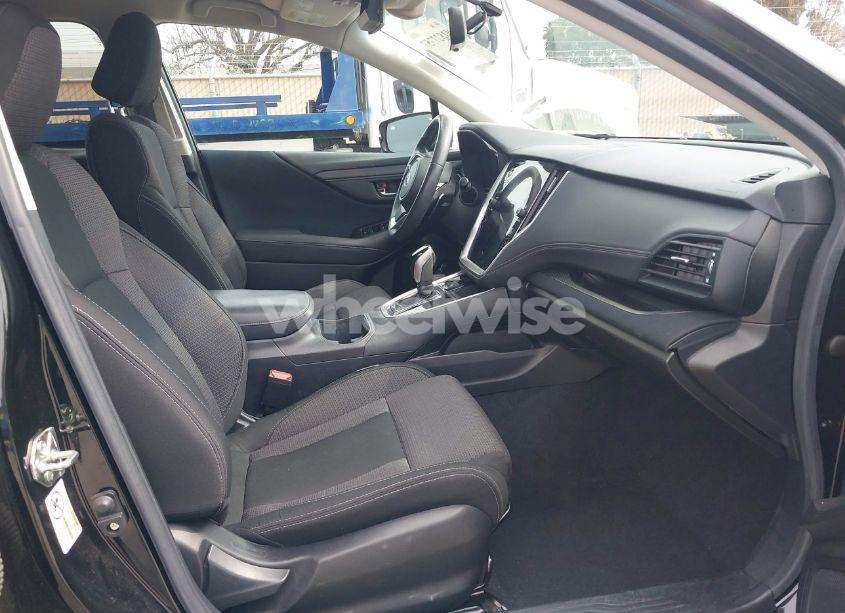 Photo 5 of 2020 Subaru Outback PREMIUM (VIN 4S4BTACC6L3197296)