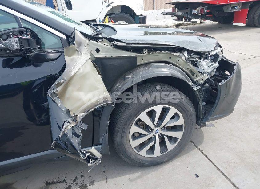 Photo 6 of 2020 Subaru Outback PREMIUM (VIN 4S4BTACC6L3197296)