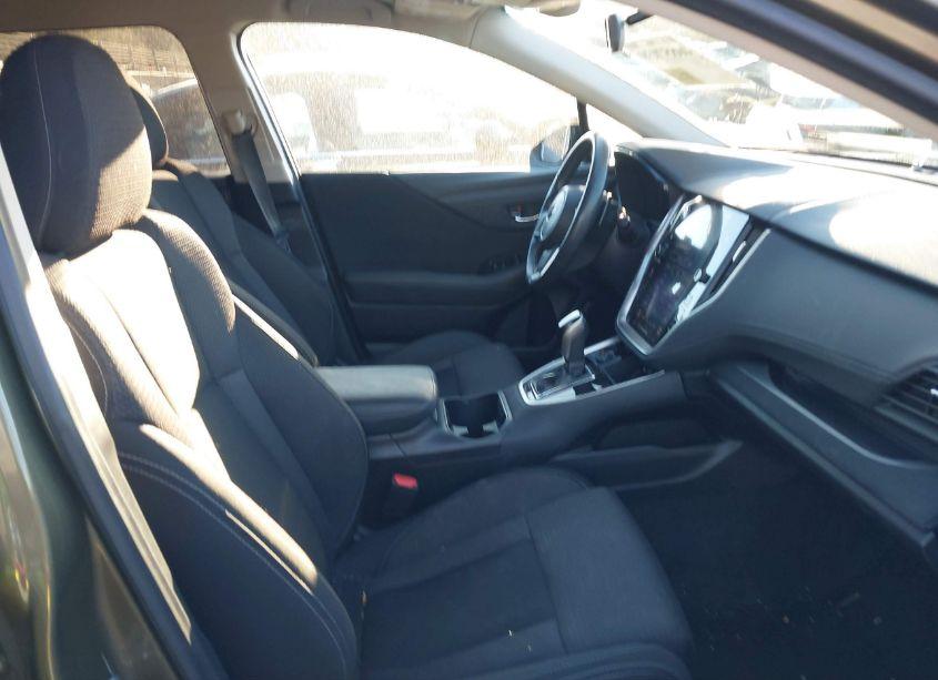 Photo 5 of 2020 Subaru Outback PREMIUM (VIN 4S4BTACC7L3265671)