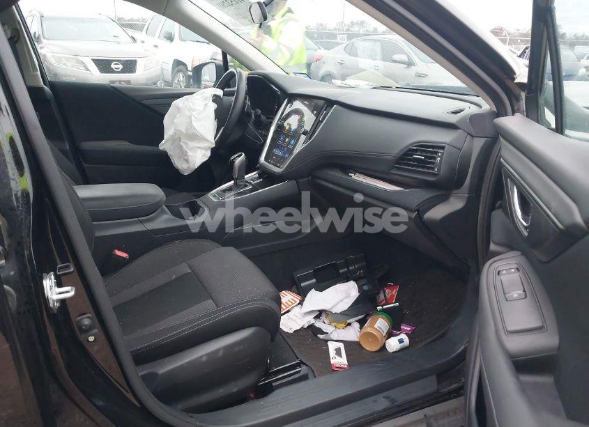 Photo 5 of 2022 Subaru Outback PREMIUM (VIN 4S4BTACC7N3143122)