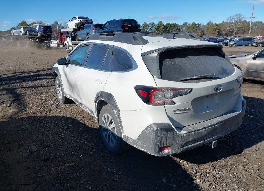 Photo 3 of 2024 Subaru Outback PREMIUM (VIN 4S4BTACC7R3104875)