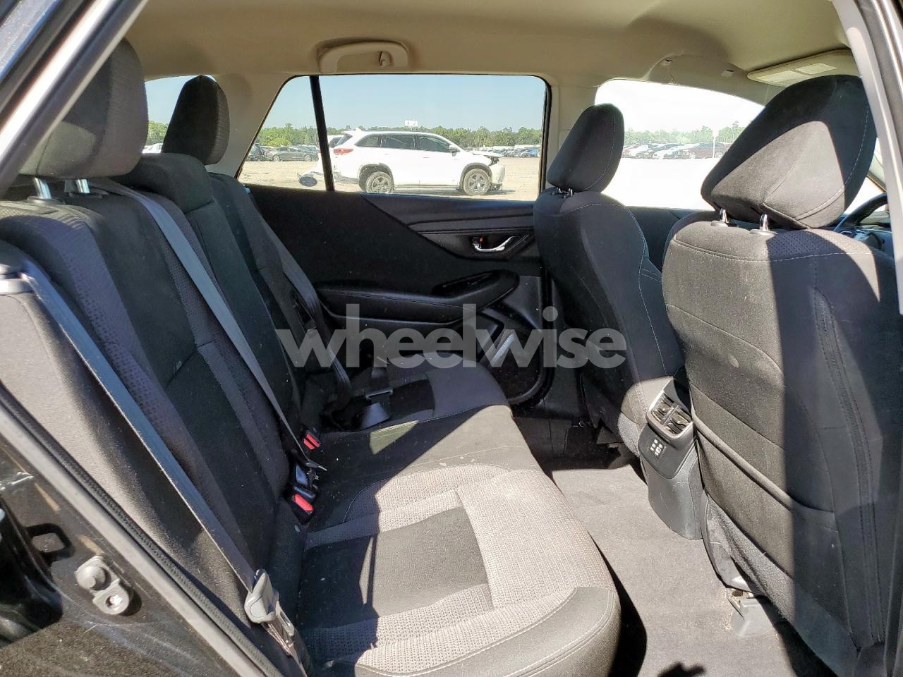 Photo 10 of 2025 SUBARU OUTBACK PREMIUM (VIN 4S4BTACC7S3124470)