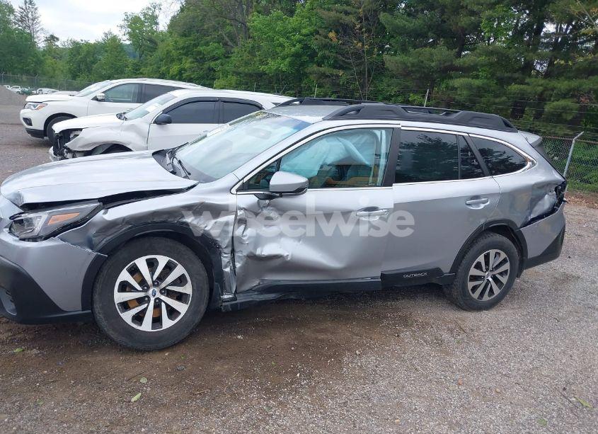 Photo 6 of 2020 Subaru Outback PREMIUM (VIN 4S4BTACC8L3230881)
