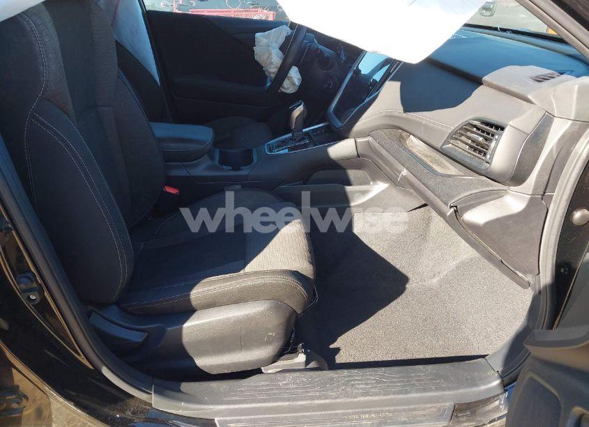 Photo 5 of 2021 Subaru Outback PREMIUM (VIN 4S4BTACC8M3168321)