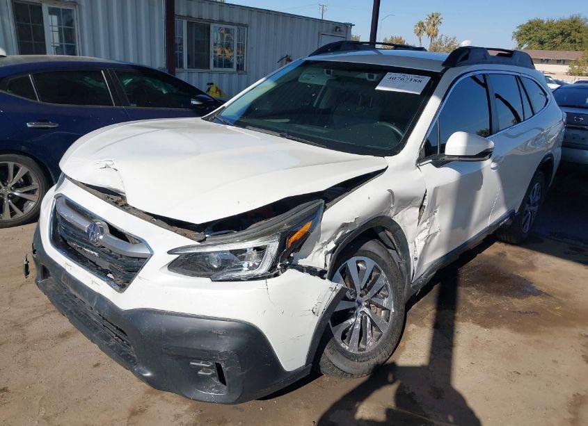 Photo 2 of 2020 Subaru Outback PREMIUM (VIN 4S4BTACC9L3139490)