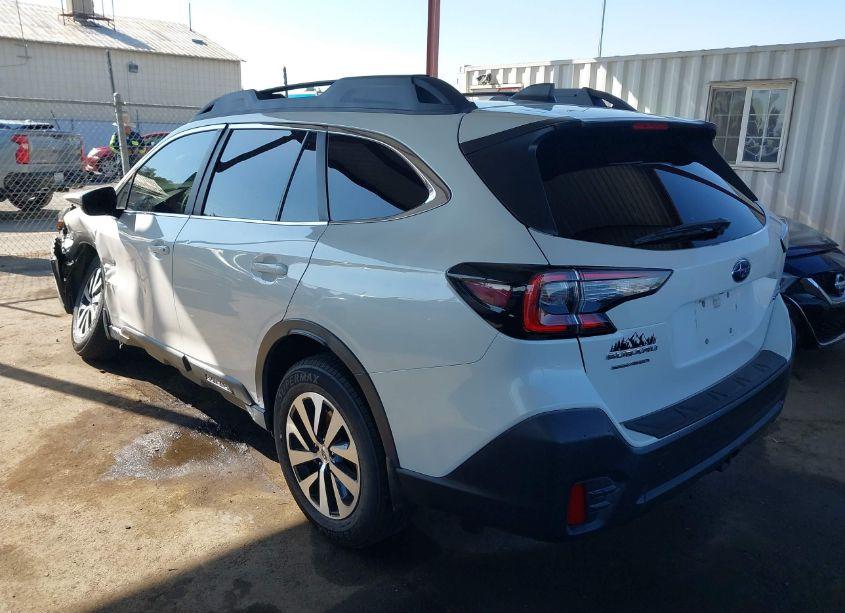 Photo 3 of 2020 Subaru Outback PREMIUM (VIN 4S4BTACC9L3139490)