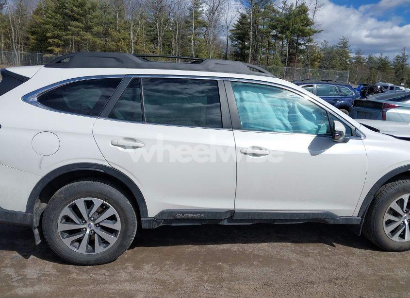 Photo 13 of 2022 Subaru Outback PREMIUM (VIN 4S4BTADC1N3110857)